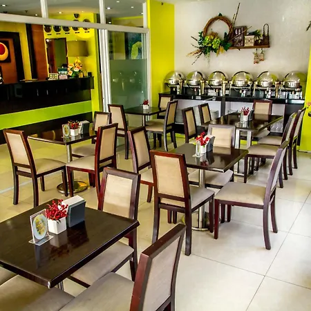 Canberry Hotel