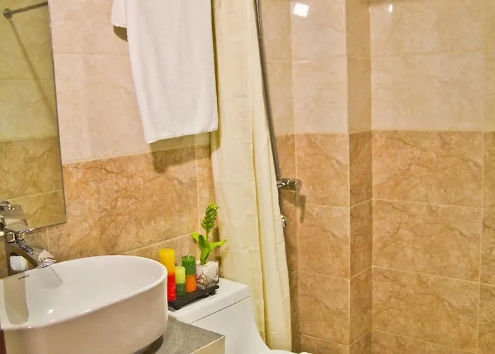 Hotel Canberry