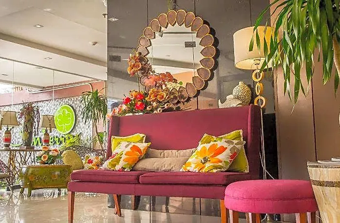 Hotel Canberry 2*