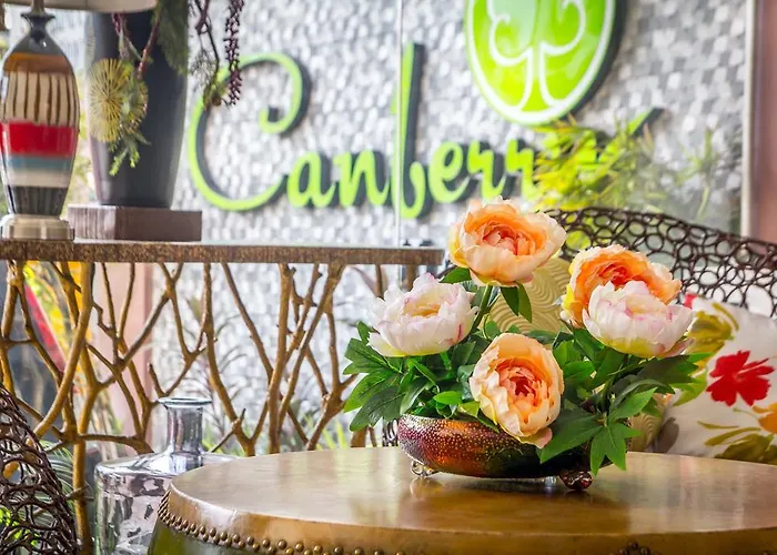 Hotel Canberry