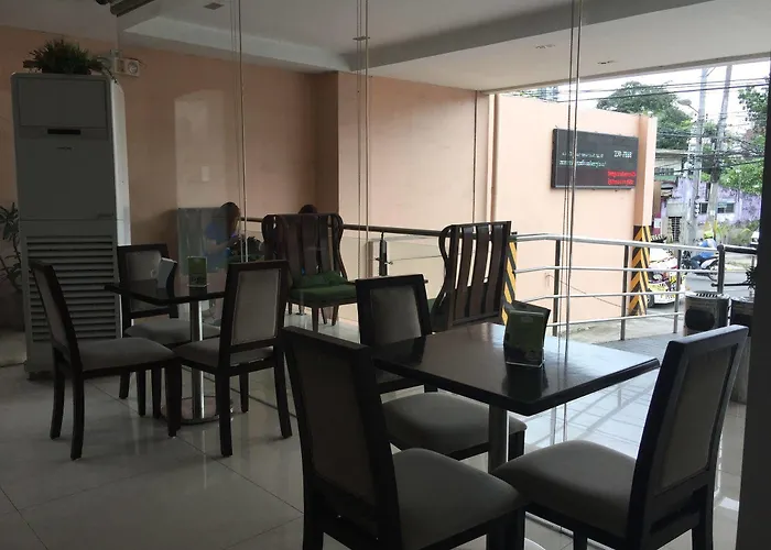 Canberry Hotel